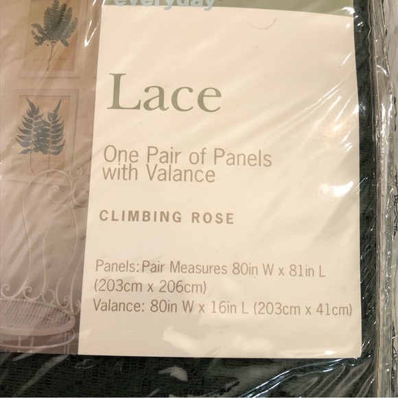 Martha Stewart Climbing Rose Green Lace Ensemble One Pair Of Panels W/ Valance. - Picture 3 of 6